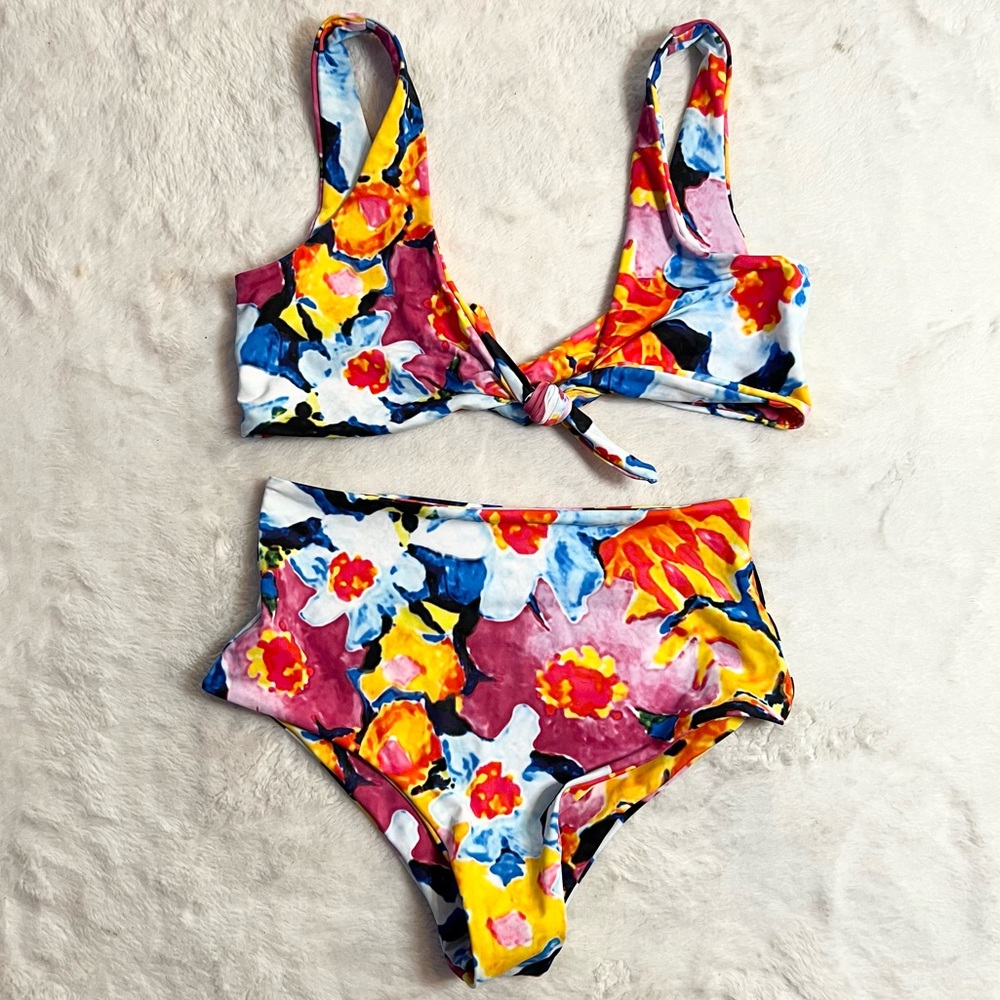 NWT Watercolor Floral High Waist Cheeky Knot Tie Front Bikini 2 Piece Size Small